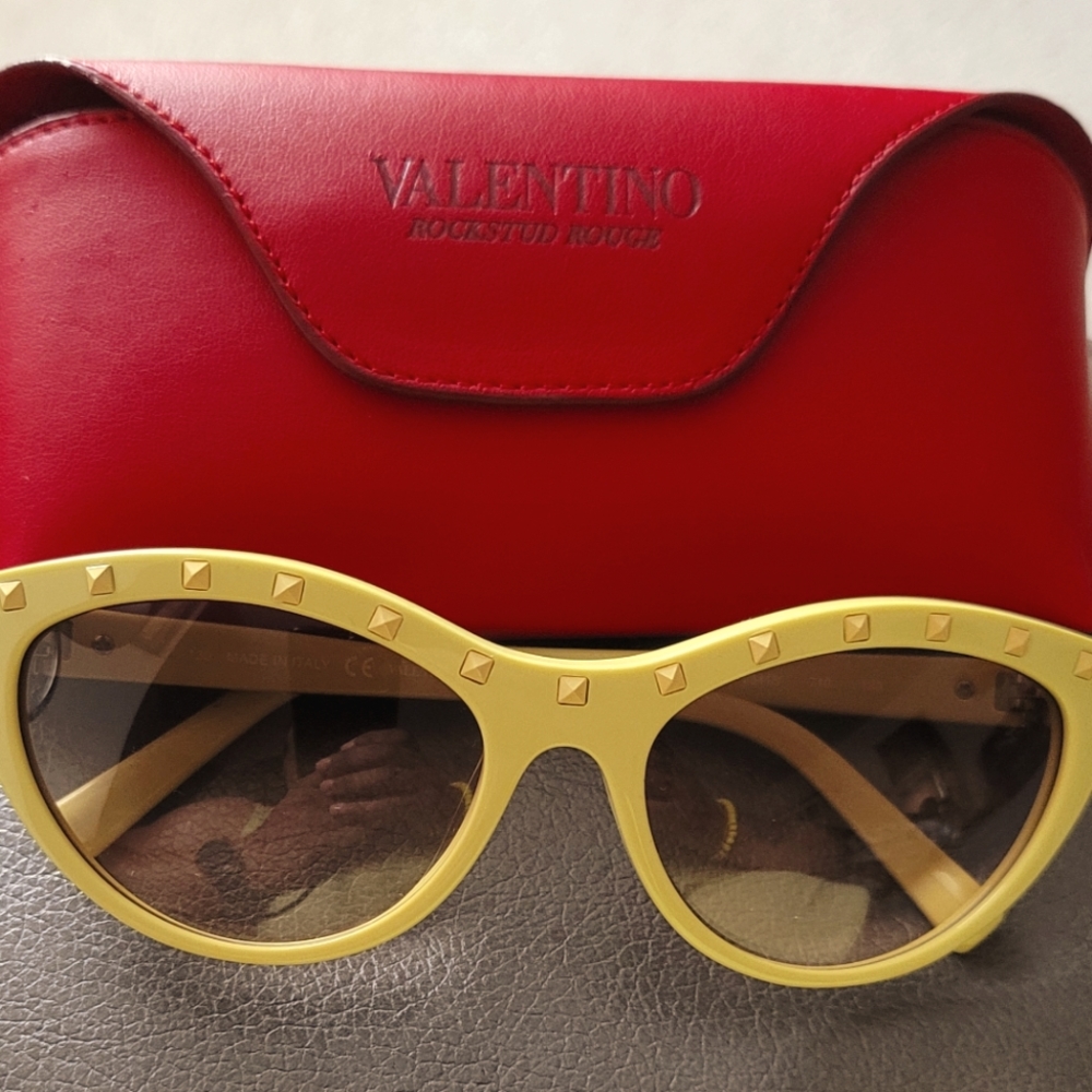 Valentino yellow Sunglasses